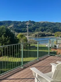The Eagle's Nest on Rogue River - Image 2
