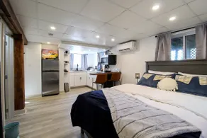 Cabot Street Retreat: Cozy, Clean, and Neat - Image 5