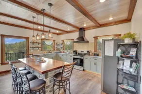 Stunning Bugle Hollow Lodge - Image 4