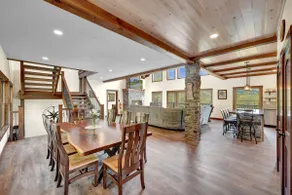 Stunning Bugle Hollow Lodge - Image 2