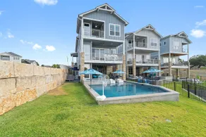 Xanadu Waterfront with Pool, Elevator, Boat Slip - Image 5