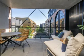 Onyx Apt Onsite EV 5mins to Foreshore - Hosted by Canstay - Image 4