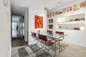 Cosy art studio near station with bikes and garden - Image 2