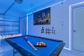 Heated Pool, Outdoor Kitchen, Games, by Everglades - Image 3