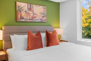 Modern Condo w/ Urban Charm + Parking - Image 2