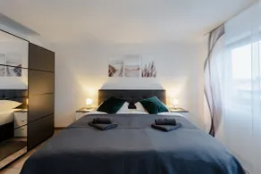Modern - quiet location - close to the city center - 2 rooms - Image 3