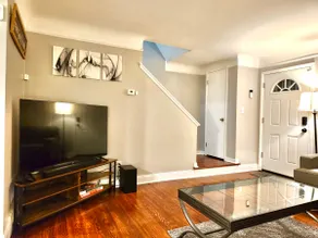 Redford Cozy Getaway - Image 3