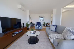 Modern Spacious Coastal Villa - Image 3