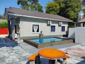 D'Suasana Village Homestay Pool Melaka - Image 3