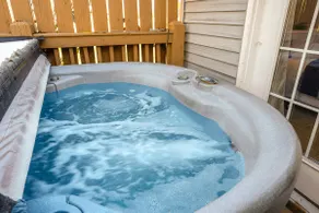 Cozy Cottage in Taylorsville: Hot Tub & Lake Views - Image 5