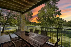 Aloha Gruene Waterfront Condo - Image 5