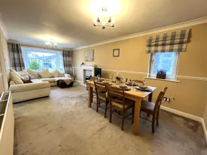 Tranquil 3-bedroom bungalow - Image 2