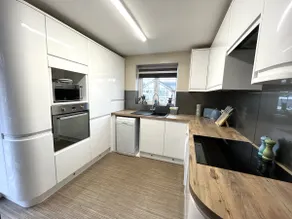 Tranquil 3-bedroom bungalow - Image 5