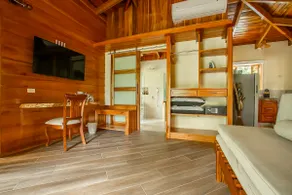 River Cabin - Image 5