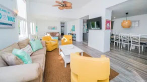 Sleeps 12! Hot tub, fire pit and 2 King beds - Image 4
