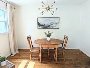 Creekside Cottage in the City - Image 2
