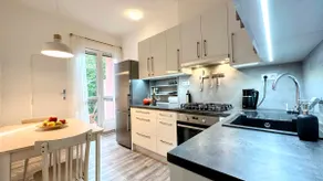 1-BDR Apt by the park| 10 mins walk to city centre - Image 4