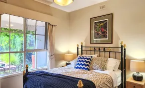 Dashiell, a charming villa with a touch of Tuscany - Image 2