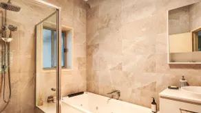 Dashiell, a charming villa with a touch of Tuscany - Image 5