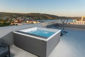 Family Villa Mia with sea view & heated pool - Image 2