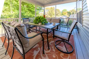 Vintage Retreat near Stutts Marina - Image 5