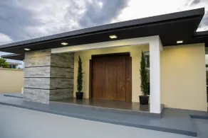 Spectacular Modern House in El Puyo! - Image 4