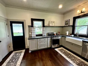 Luxury Renovated Historic Home 1910 on Route 66 - Image 3