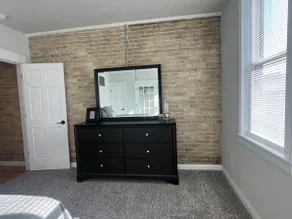Cozy Bistro Loft - Image 4