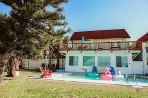 Dolphin Bay, Apartment 202 - Image 2