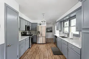 Carmel Near Arts Dist. & Grand Park, Pets Welcome - Image 2