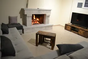 Gravia's Villa - Image 4