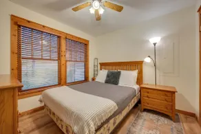 Cozy Mountain Home 3 Mins to Camelback - Image 3