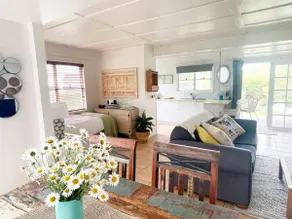 Maleny Cottage, Vintage Retreat - Image 5