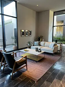 ”Gallery” Apartment Paseo Punto Sur - Image 2