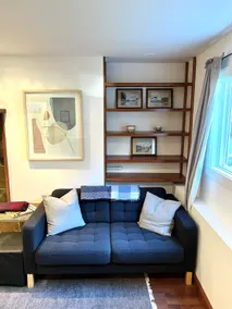 Private 1-bedroom Gray's Park suite - Image 5