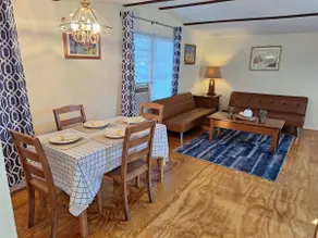 Restful Guest Suite - Image 5