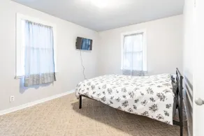 Great 3BR Getaway - Image 5