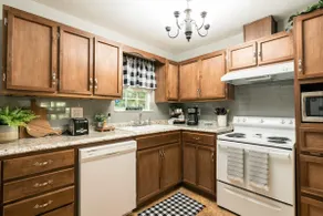 Farmhouse Cottage! Peaceful Mountain Getaway - Image 4