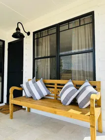 Farm Cottage near olives & lake - Image 3
