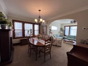 Holly Grand Duplex upper level - Image 4