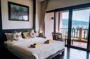 Ocanview Apartment - Image 3