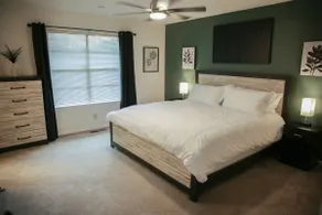 Broken Arrow Home -Cozy Design, Family Friendly - Image 2