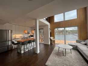 Water front stylish cottage - Image 5