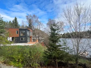 Water front stylish cottage - Image 4