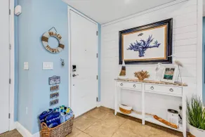 2 mins to Beach/private parking/pool/marina/bbq - Image 2