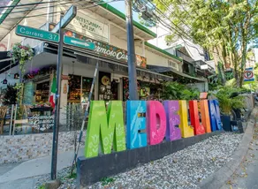 1 Min Walk to Lleras Park, Poblado Best Location - Image 5