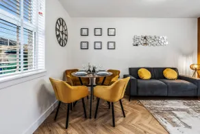 Parkside 2 bedroom house near Dunfermline & Edinburgh - Image 5