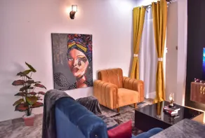 Cozy Mordern Luxury Apt - Image 4