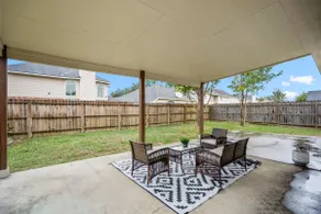 Cypress Gem, Cozy, Central & Pet-Friendly Retreat - Image 5
