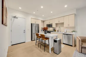 Cozy 1 Bedroom 1 Bathroom Retreat in Irvine - Image 5
